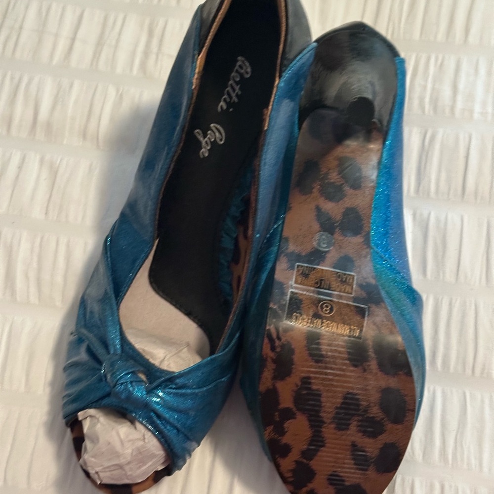 Bettie Page Shimmering Blue Peep-Toe Heels - Picture 3 of 3